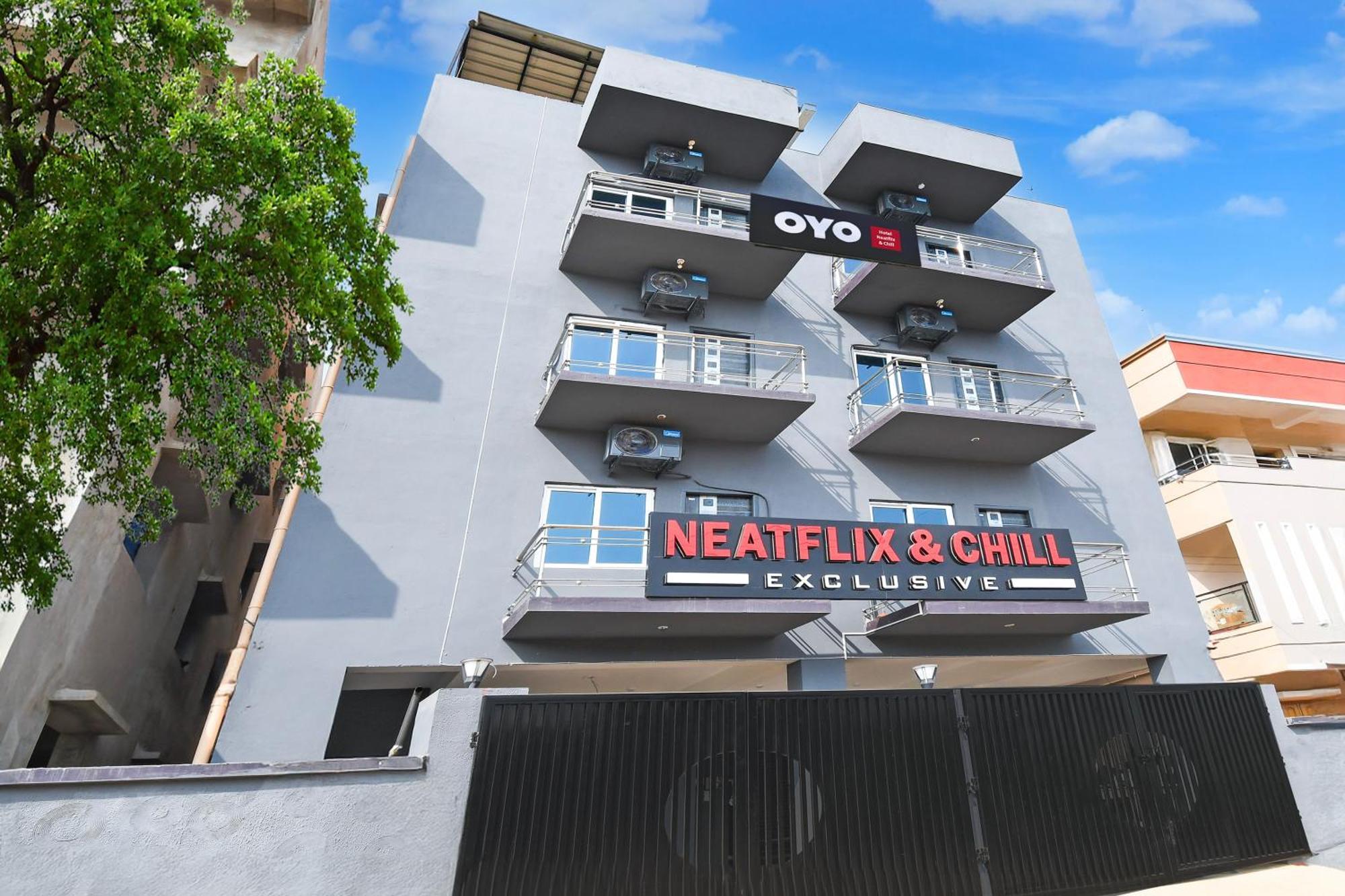 Hotel O Neatflix And Chill Exclusive ブバネーシュワル エクステリア 写真